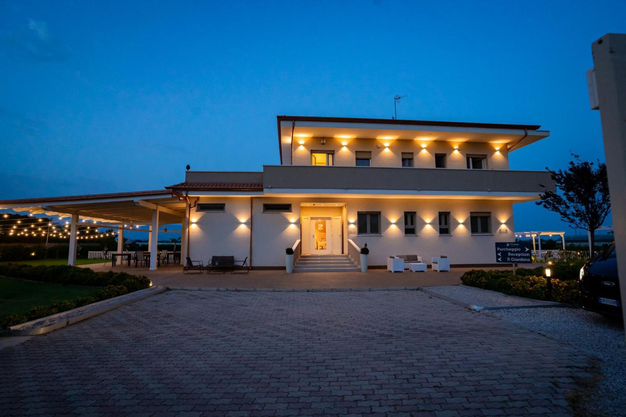 Villa Zefiro Suites & Events 巴蒂帕利亚 外观 照片