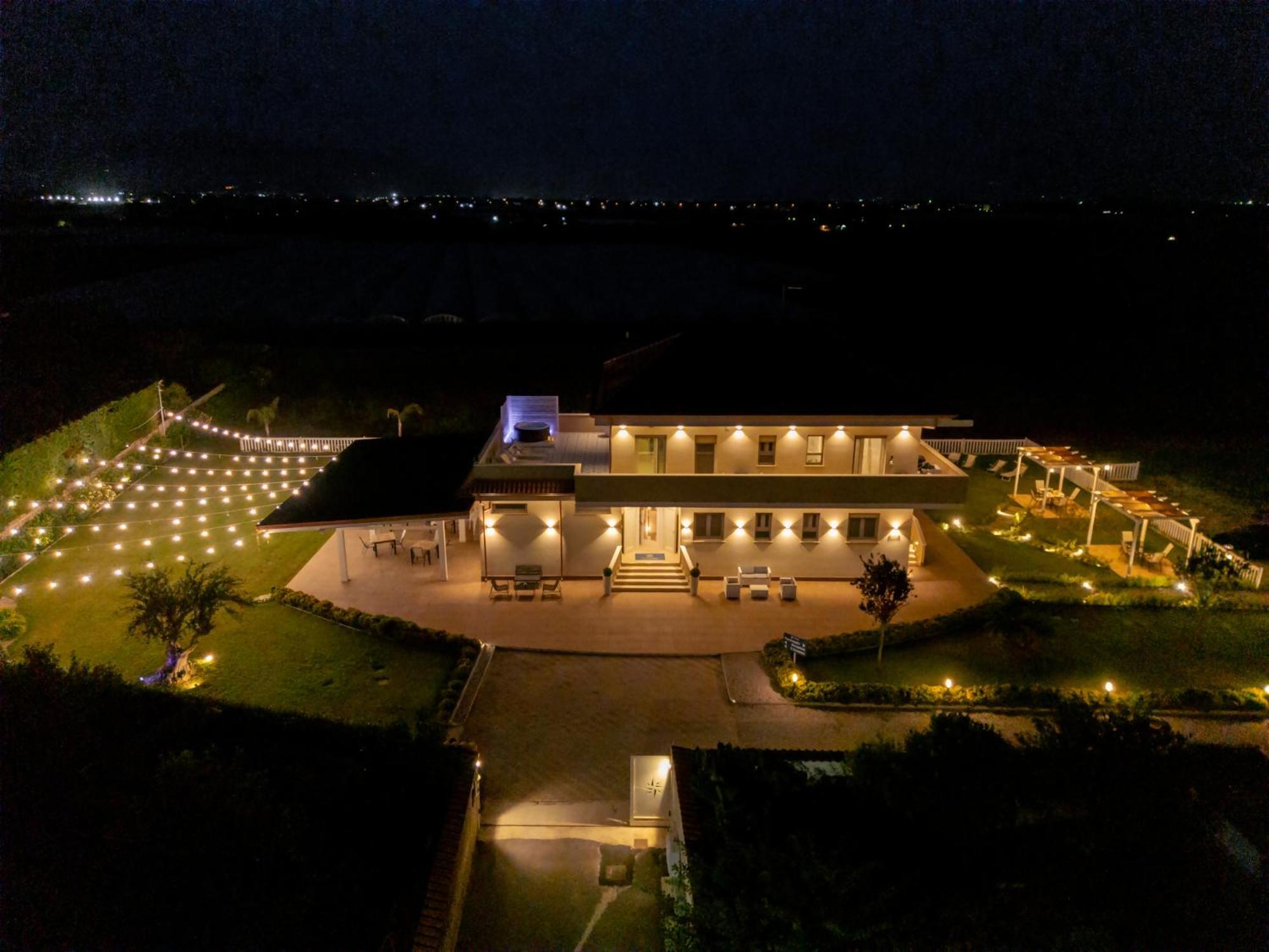 Villa Zefiro Suites & Events 巴蒂帕利亚 外观 照片